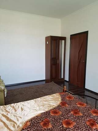 Гостевой дом Kalina Guest House Гагра Семейный люкс-2